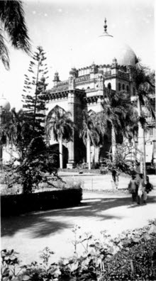 Bombay 1945 by Harry Turner