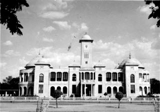 India 1940s by Harry Turner