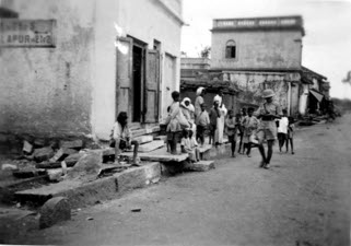 India 1940s by Harry Turner