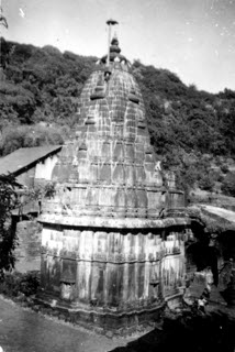 India 1940s by Harry Turner