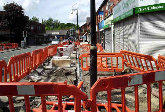 The jumble of stuff on the north side of Compstall Road, Romiley, 2007/05/20